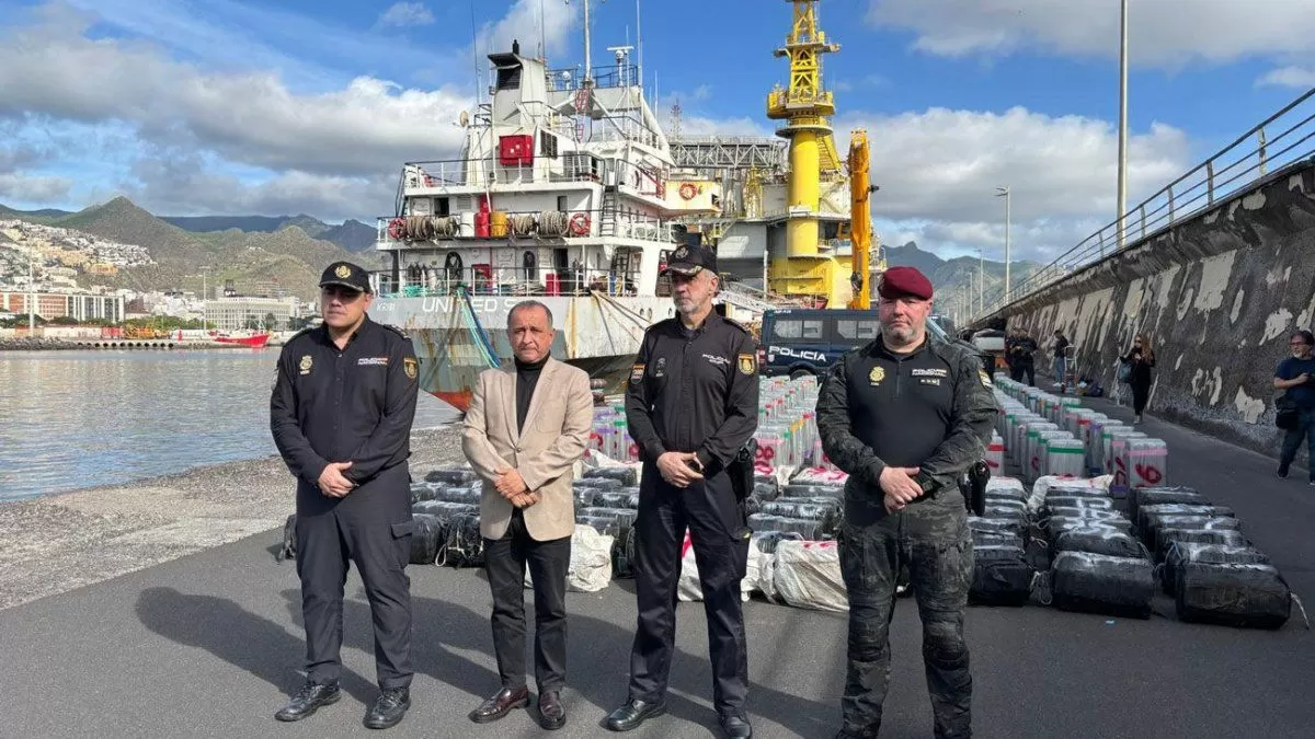 Policía de España incauta casi 10 toneladas de cocaína en carguero que partió de Brasil