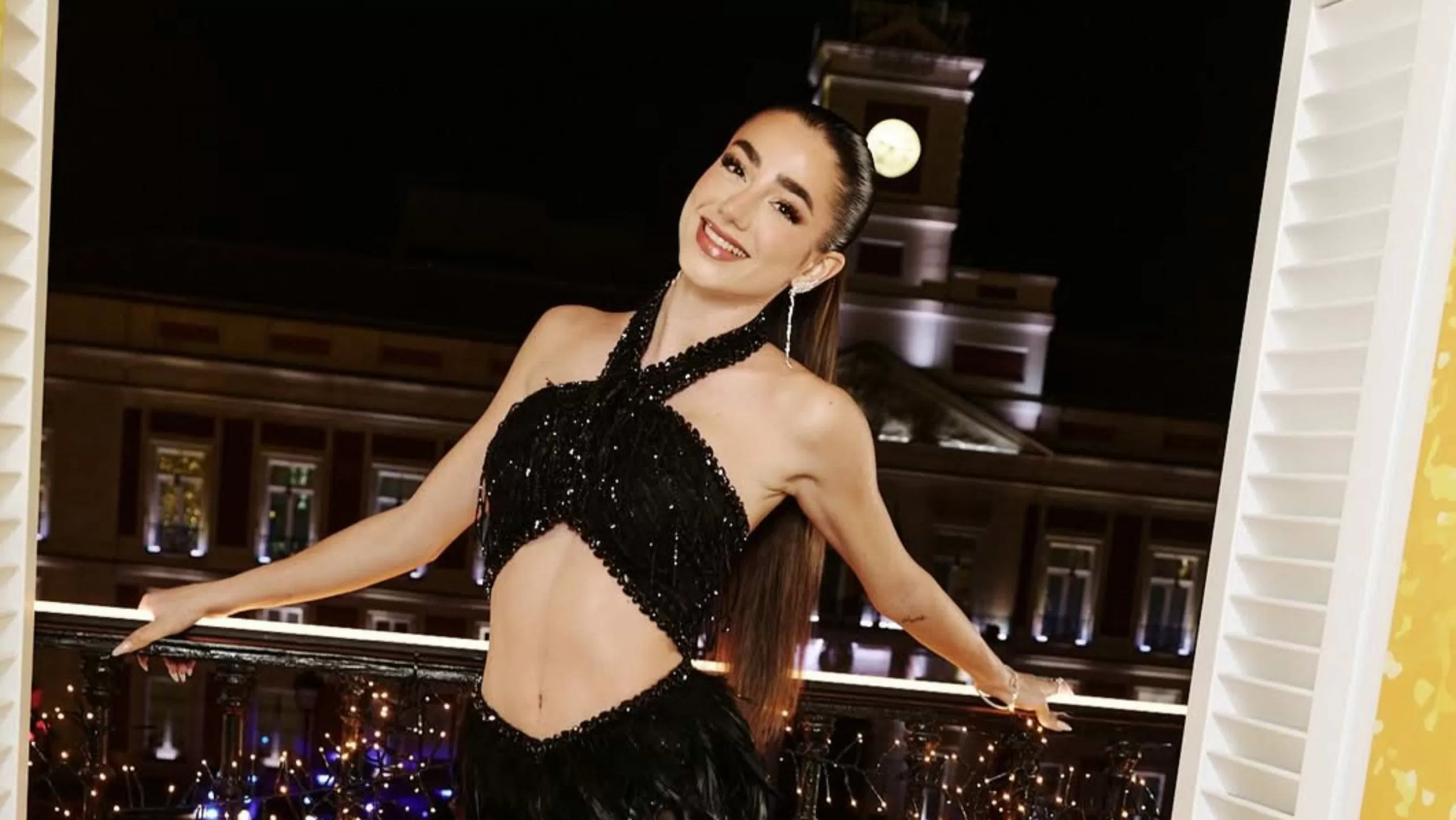 El estilismo de Lola Lolita que individuoá tu inspiración para el look de Nochevieja