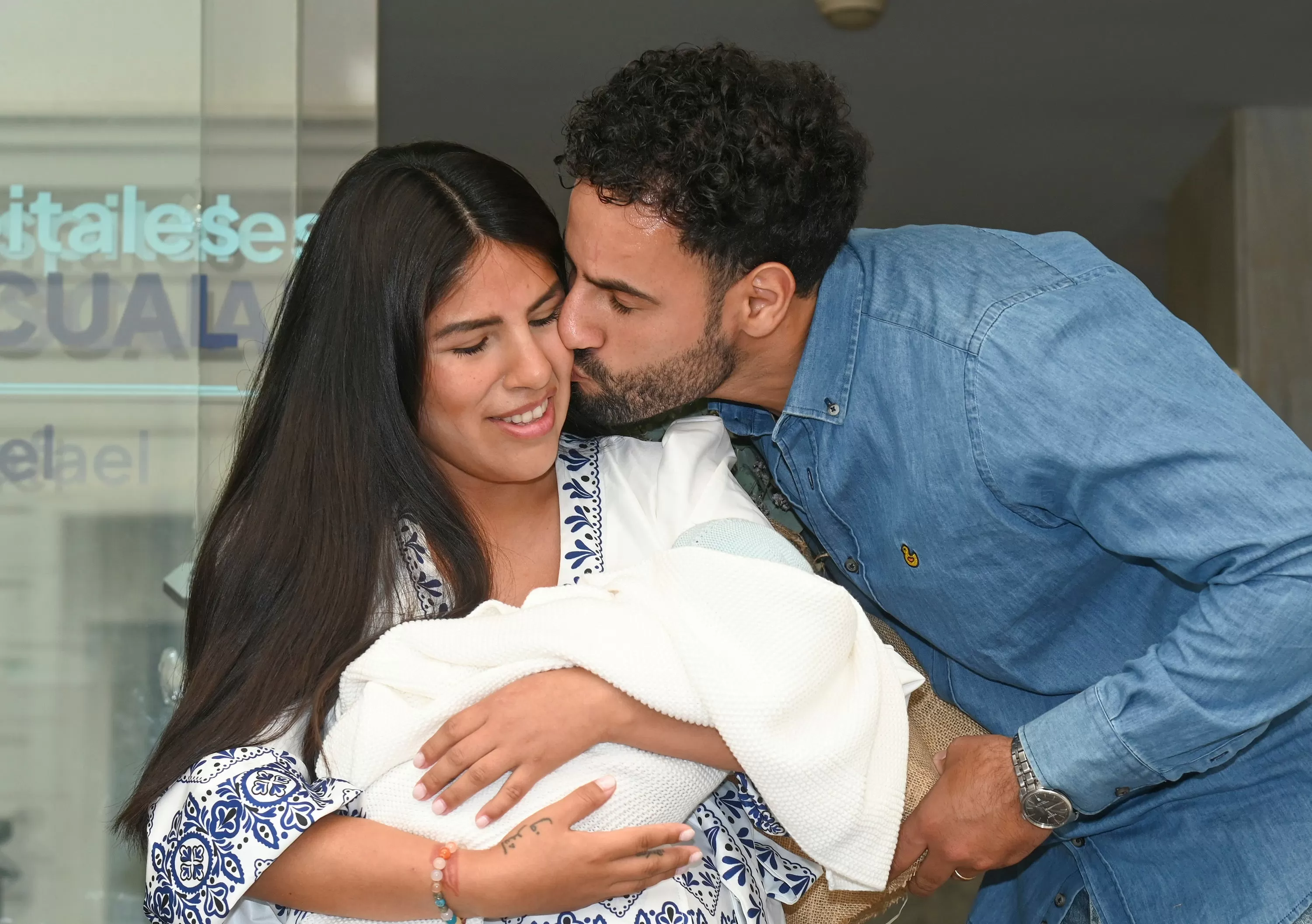 Asraf Beno anuncia que quiere ampliar la familia con Isa Pantoja: "Queremos adeudar otro hijo"