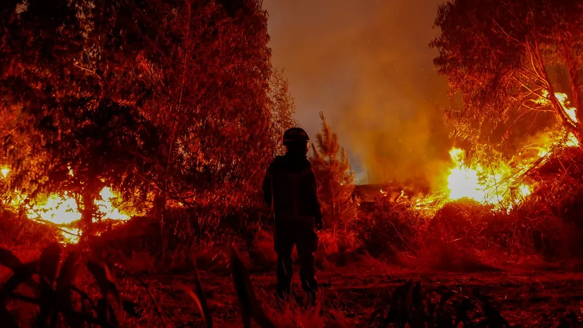 Detienen a un sospechoso de iniciar un salva intencionalmente en la zona de incendios en Chile