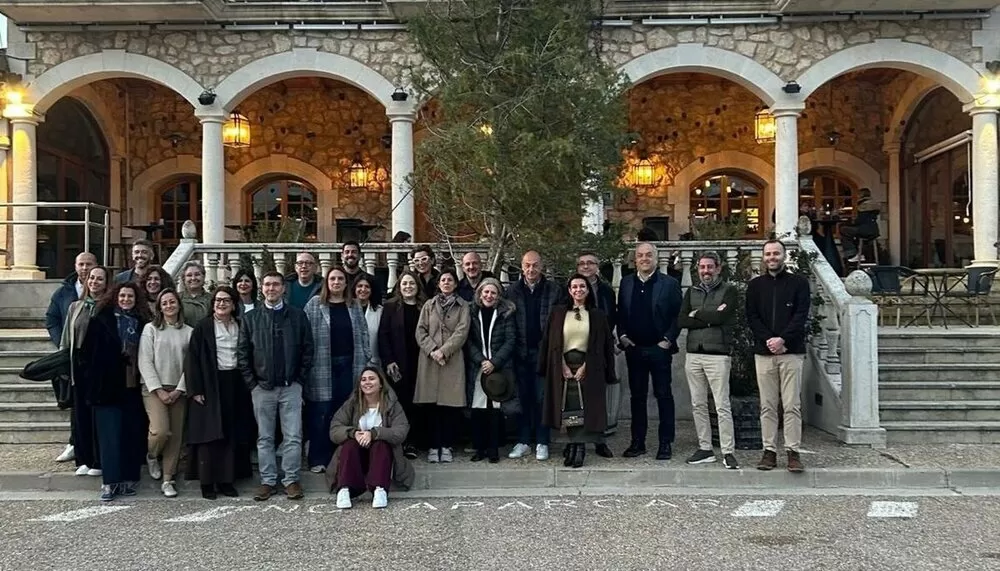 25 directores de agencias visitan la Milla de Oro del Vino