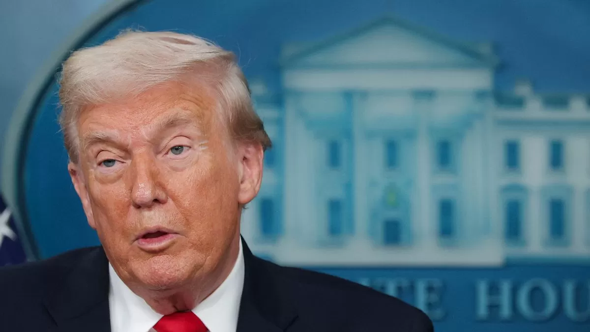 Donald Trump pide a Hamás que proceda a un desarme "total e adyacente"