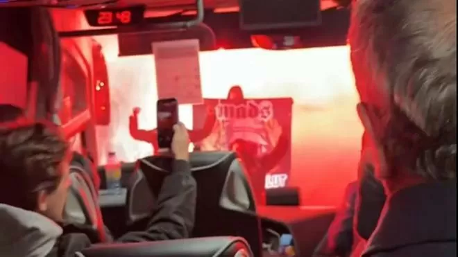 Así recibió la afición albinegra al CD Castellón tras la popularidad en Valladolid