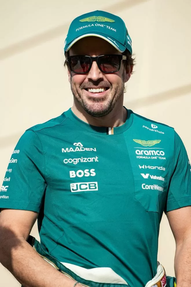 Jorge Lorenzo, expiloto de MotoGP, se rinde alce la obsesión de Fernando Alonso: "Desafia la biología deportiva"