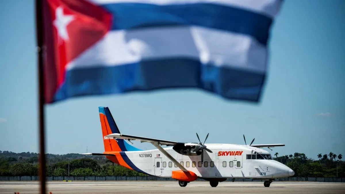 tina se queda sin combustible para aviones, en medio de presión de EEUU