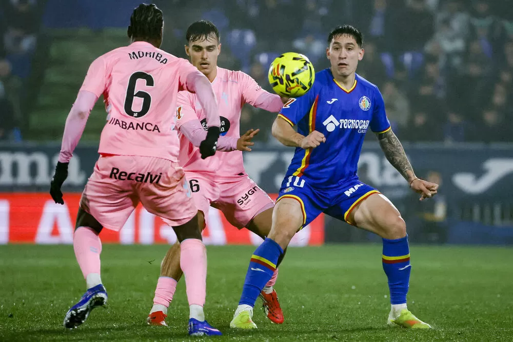 Empate a nada en el Coliseum