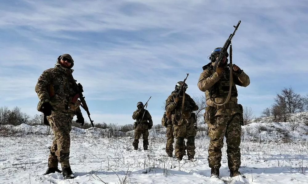 Ejército o clandestinidad