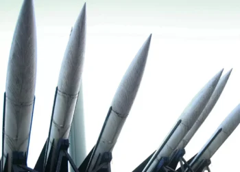 Aumenta el despliegue de armas nucleares operativas, según un informe