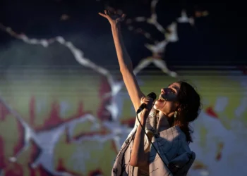 PJ Harvey: “Si debutara hoy en la música, en la vida llegaría a ninguna parte. Todo va demasiado rápido”