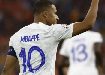 Mbappé llamó a los jóvenes franceses a votar