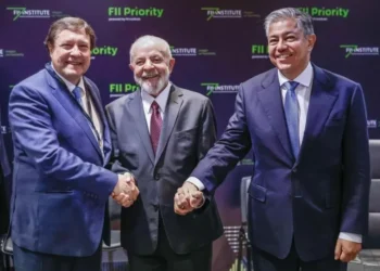 Figueroa y Weretilneck se reunieron con Lula da Silva durante espina cumbre en Río de Janeiro