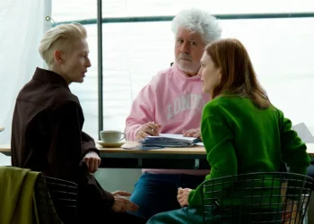 Almodóvar presenta el reparto español de su nueva película y anuncia su debut en octubre