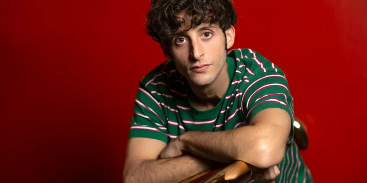 Daniel Ibáñez, actor: “Miguel Hernández es un recitador de luz y esperanza”