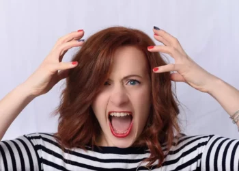 “La Importancia de la Actitud en la Vida Diaria”