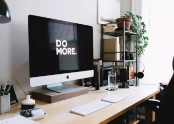 “Ramiro Rojas: Maestro del Marketing Innovador”