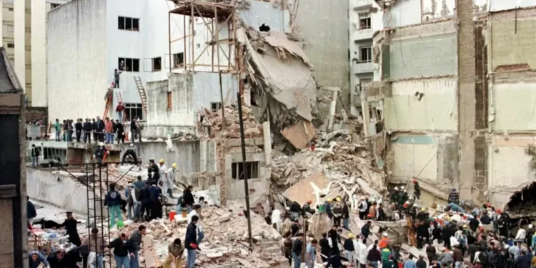 El Papa en el vencimiento del atentado a la AMIA: “No bajamos los brazos ante la búsqueda de justicia”