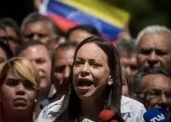 Venezuela: la líder opositora denunció un agresión en su contra y apuntó a Maduro