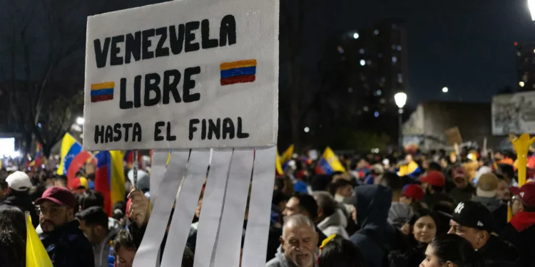 Paganini afirmó que se mantendrá la presión internacional sobre Maduro