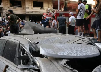 Israel mató a penetrante mando de Hezbolá en bombardeo de suburbio de Beirut