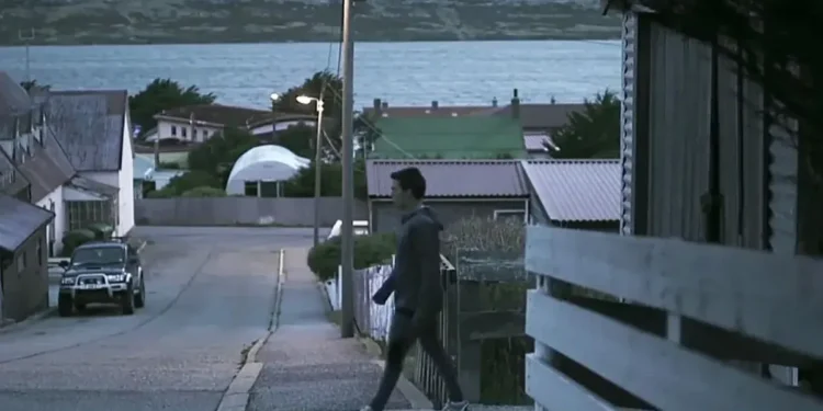 Argentina y Reino Unido acuerdan restablecer vuelos a las islas Malvinas