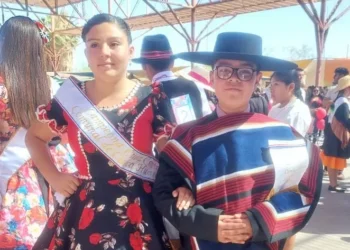 Huara brilla en Campeonato Escolar de Cueca 2024