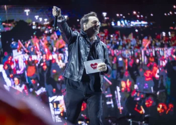 Pese a la lluvia: Miles de personas fueron sitio del exitoso cierre de la Gira Teletón en La Serena