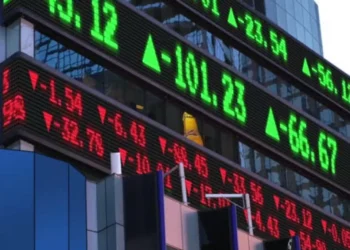 Wall Street termina a la baja afectada por las tecnológicas