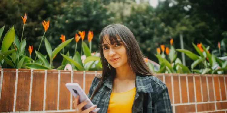 “La revolución digital: impacto en nuestra vida cotidiana”