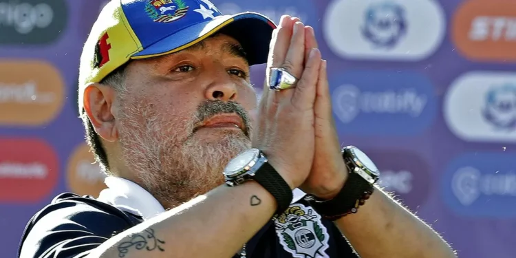 Hijos de Diego Maradona lanzan fundación con su nombre y construirán un fortaleza