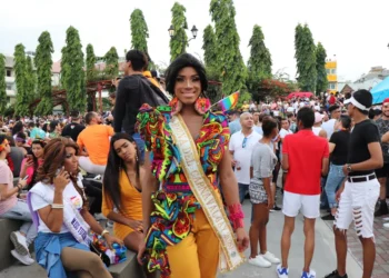 “Compromiso sostenible y tecnológico: el éxito de una empresa”