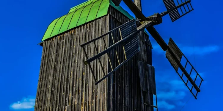 “El papel crucial de la Economía en el desarrollo mundial”