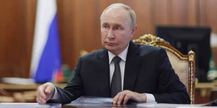 Rusia aprueba doctrina que permite una respuesta nuclear a un ataque convencional