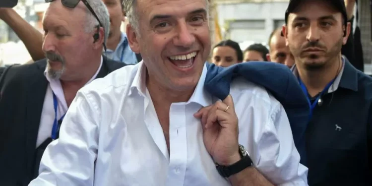 Orsi ganó presidenciales en Uruguay y la costado regresa al poder, según proyecciones
