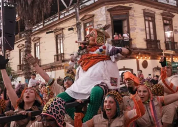 15 mil espectadores en llegada del Festival Internacional Iquique a Mil 2025 / Teck y Fundación Teatro a Mil