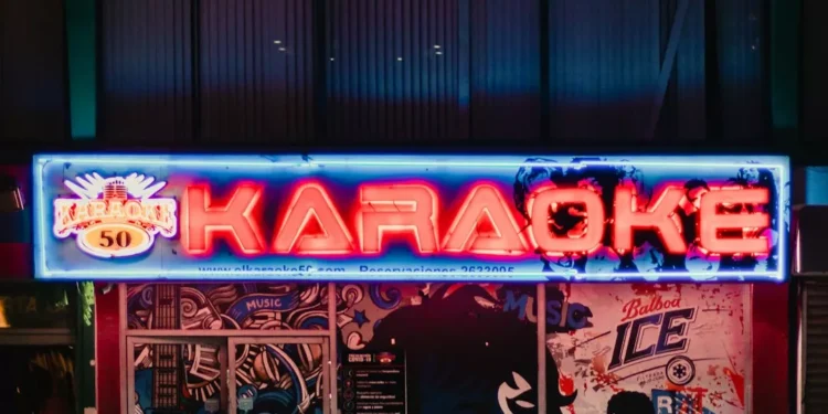 “Descubre cómo hacer de la economía algo interesante”