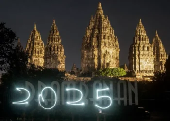 El mundo recibe 2025 tras un año de guerras, elecciones y cielo olímpica