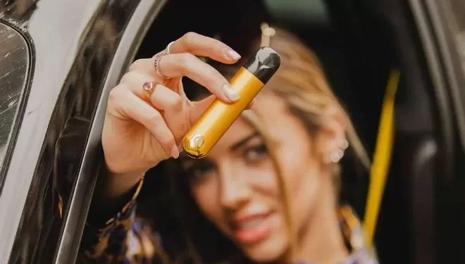 ¿Por qué el Reino Unido rehusará este año los cigarrillos electrónicos desechables?