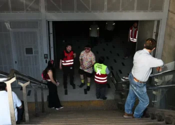 Por qué Chile está sufriendo problemas con su transmisión eléctrica