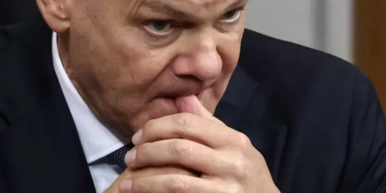 Alemania inicia elecciones en medio de premura de salir de la recesión