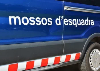 Muere un bebé de 11 meses por el abordaje de un perro en Barcelona