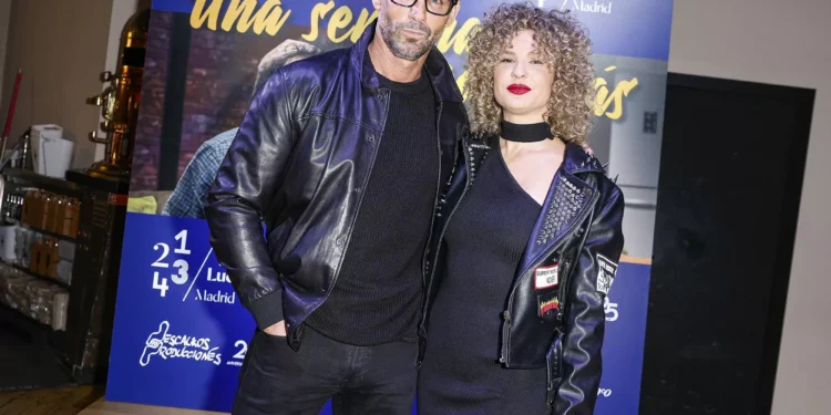 Álvaro Muñoz Escassi revela cómo lleva Sheila Casas su participación en Supervivientes 2025