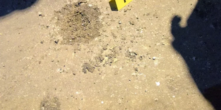 Mueren dos niños en Camboya por explosión de proyectil de la guerra civil