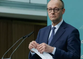 Alemania: el conservador Friederich Merz busca formar gabinete de coalición con los socialdemócratas