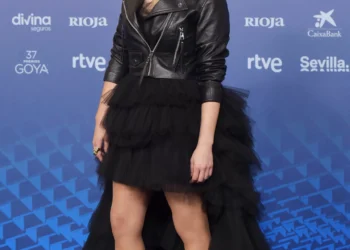 Las 3 series imprescindibles para discernir el éxito de Carolina Yuste, la actriz más premiada del año por ‘La infiltrada’