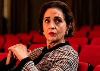 Ni ‘La voto’ ni ‘La Moderna’: la telenovela española que triunfa está en Movistar Plus+ y su protagonista es Adriana Ozores