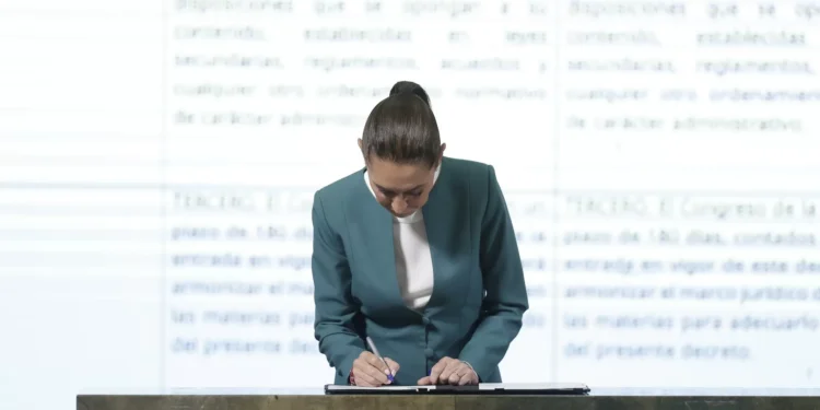 México publica la reparación que prohíbe la siembra de maíz transgénico