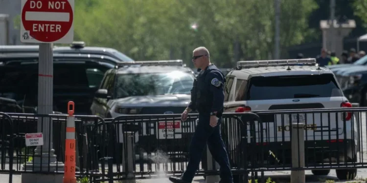 El Servicio desconocido de EEUU le disparó a hombre armado cerca de la Casa Blanca