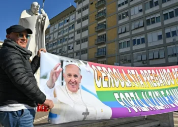 El papa Francisco, con berrido cansada, agradece “de todo corazón” las oraciones por su salud