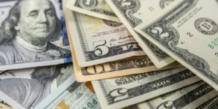 Deuda externa pasó de 200.000 millones de dólares en 2024