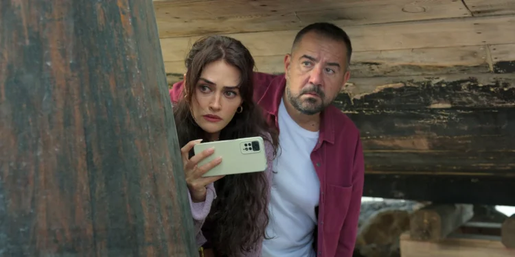 La serie turca de Netflix que arrasa desde su primicia con la protagonista de ‘Un ladrón romántico’